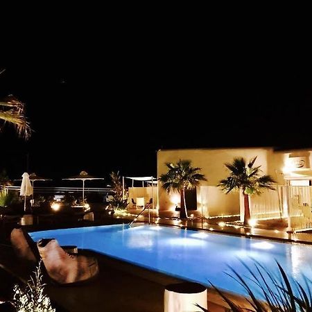 Mykonos Town Queen Boutique Suites מראה חיצוני תמונה