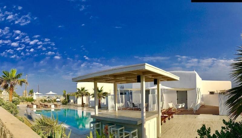 Mykonos Town Queen Boutique Suites מראה חיצוני תמונה